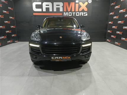 PORSCHE 